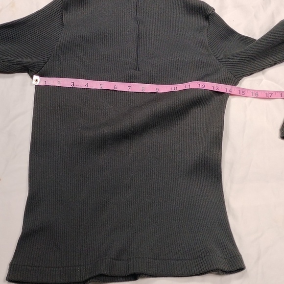 Vintage Ms. sport women's long sleeved turtleneck sweater size Medium - Picture 9 of 11